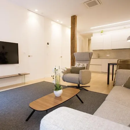 Atsegin Climatizacion -opcion A Parking- Apartment *